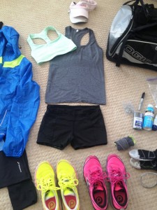 Race day packing list from runladylike.com