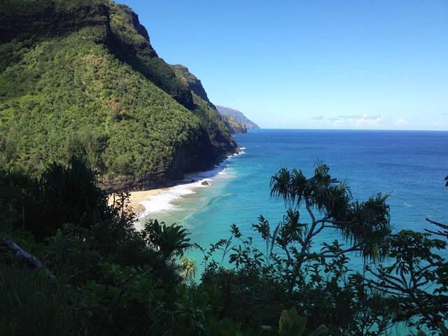 Kauai Marathon race recap on runladylike.com