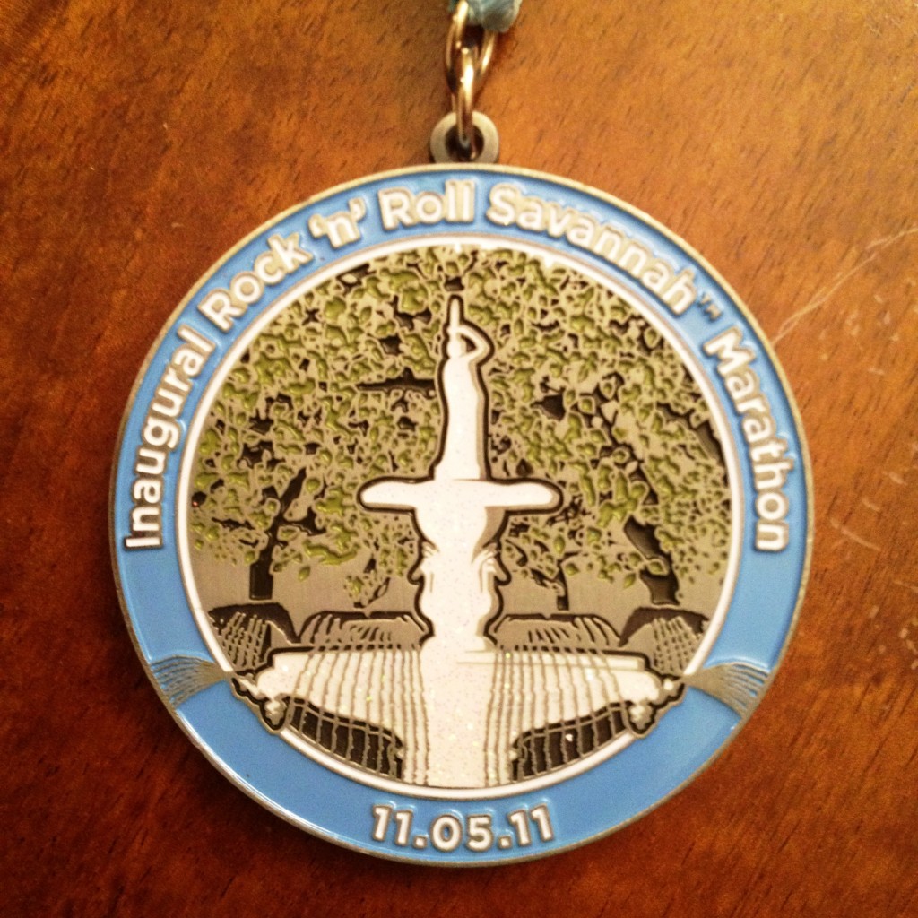 race medal christmas tree on runladylike.com