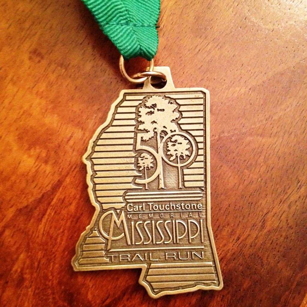 race medal christmas tree on runladylike.com