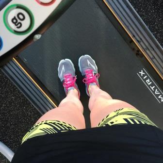 Brooks Shoe Review on runladylike.com