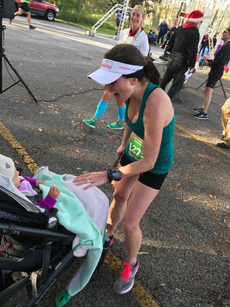 Holiday Halfathon race recap on runladylike.com